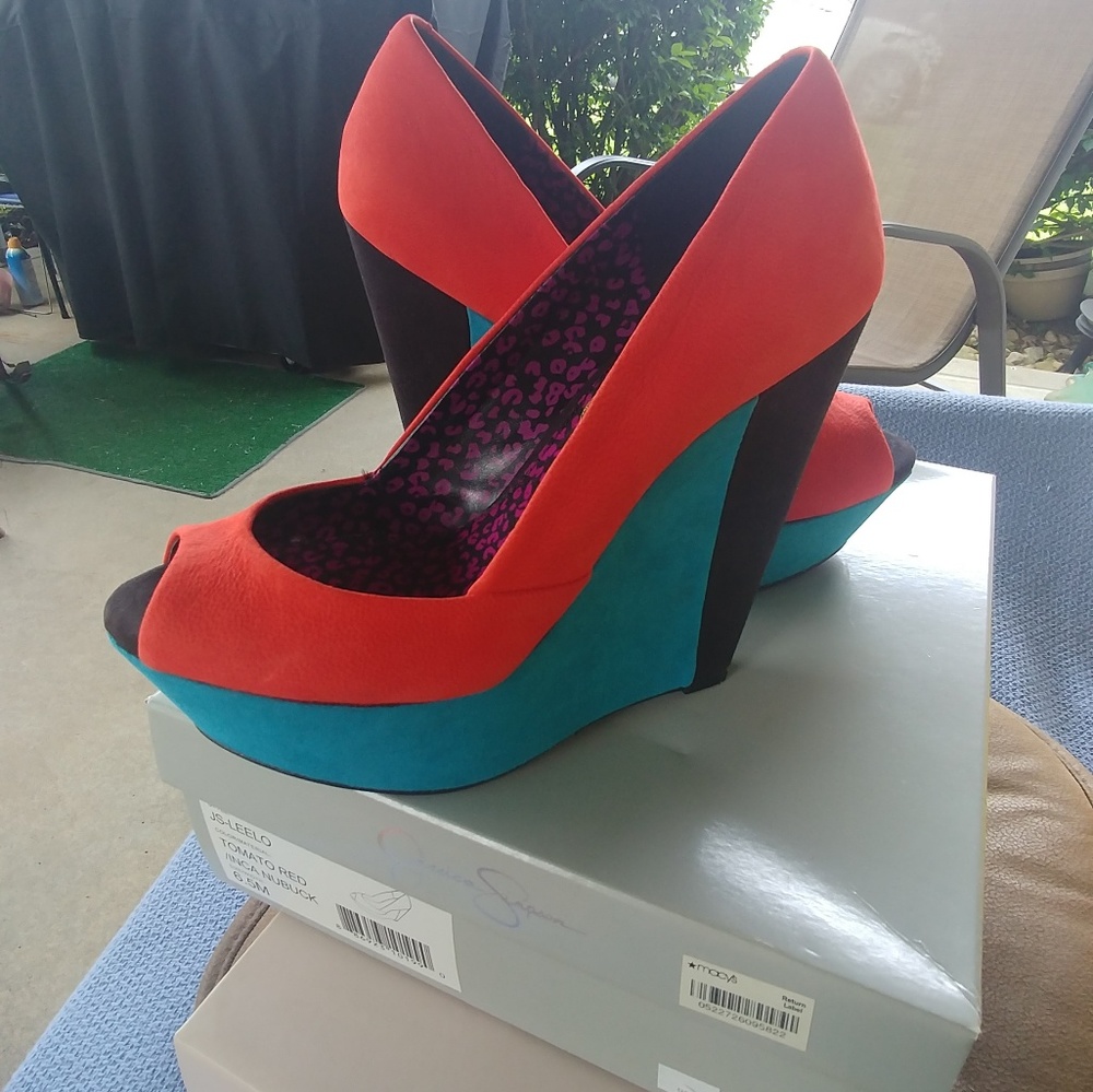 Jessica Simpson Leelo suede open toe wedge heels